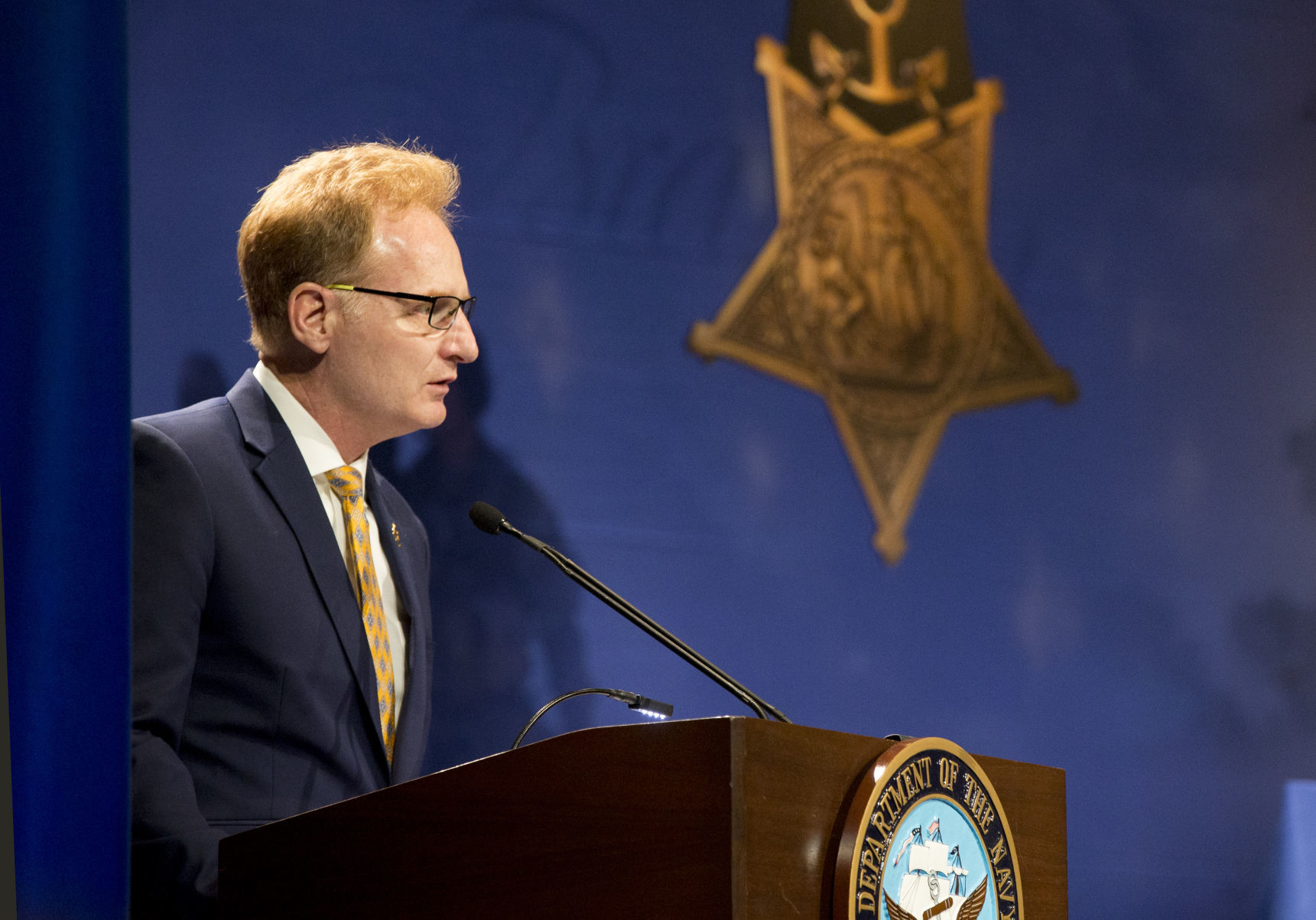 Medal Of Honor Recipient Master Chief Britt Slabinski Inducted Into ...