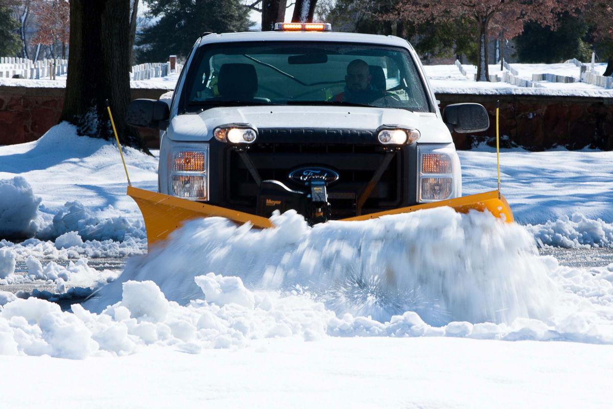 JBM-HH DPW Prepares Snow Plow Drivers For Winter | Local | Dcmilitary.com