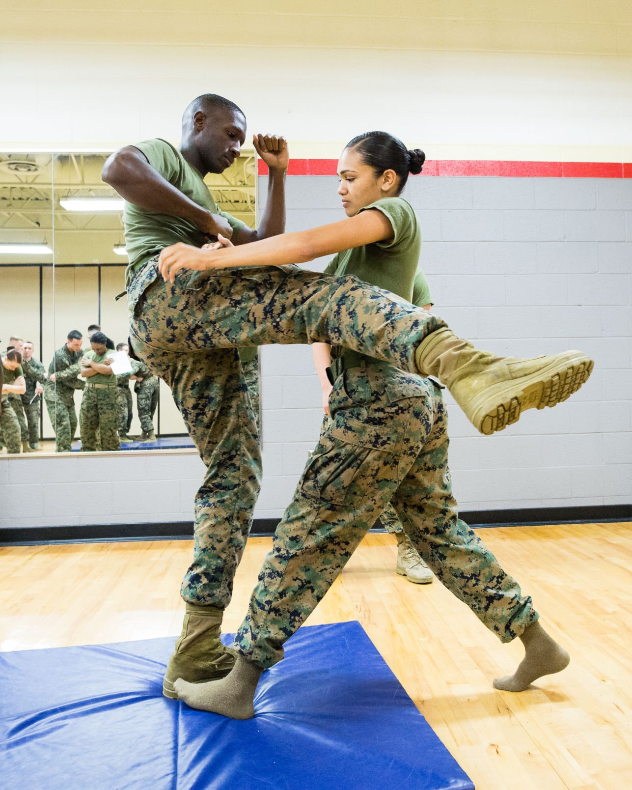 Marine martial arts clearance belt