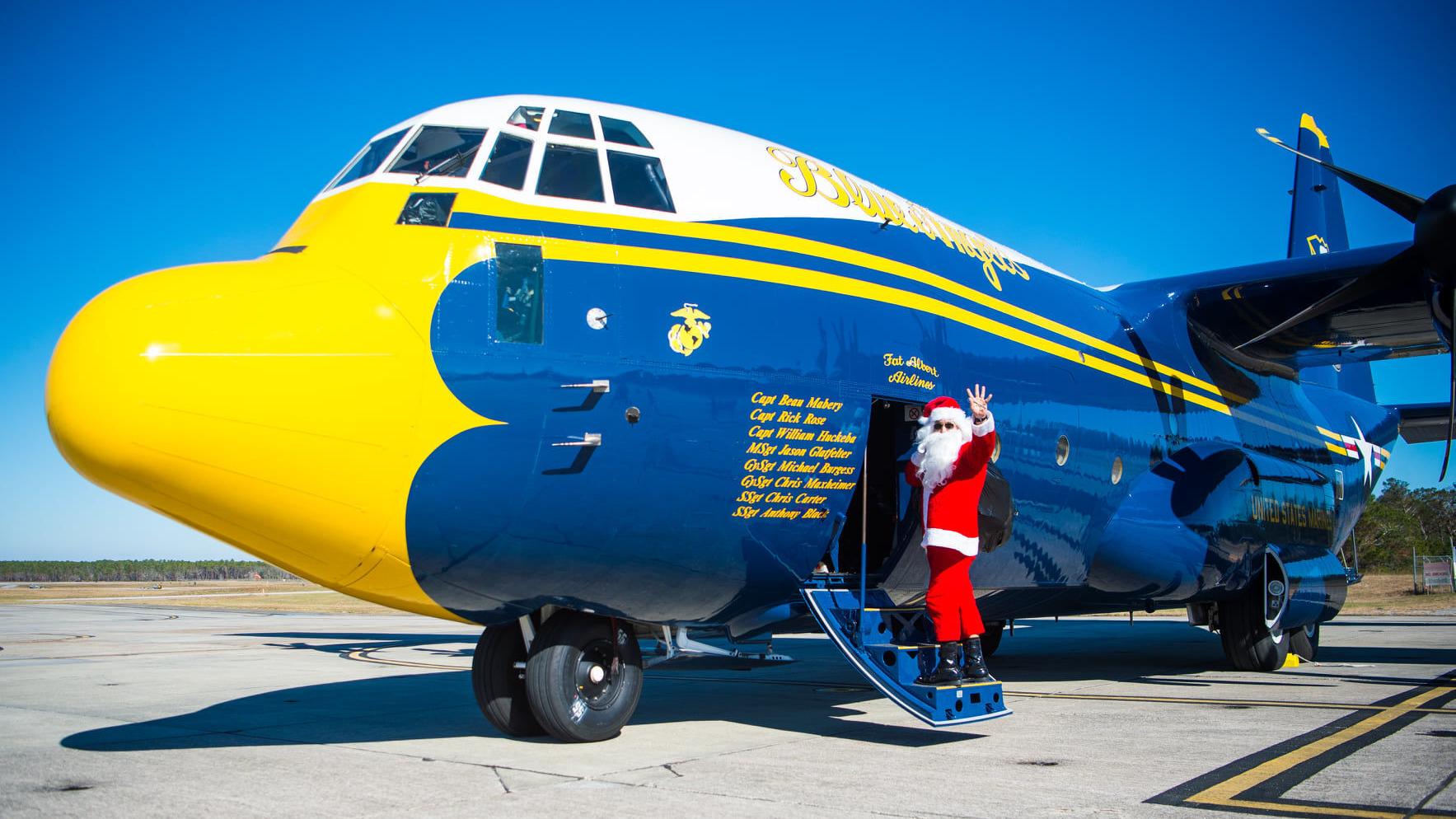 Navy's Blue Angels help Santa, Marines deliver toys | Local - Vimarsana News