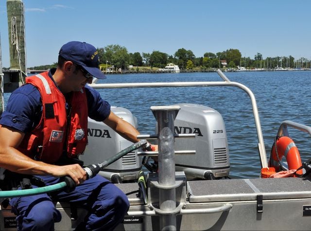St Inigoes Guardians of the Potomac: U.S. Coast Guard Station St. Inigoes ...