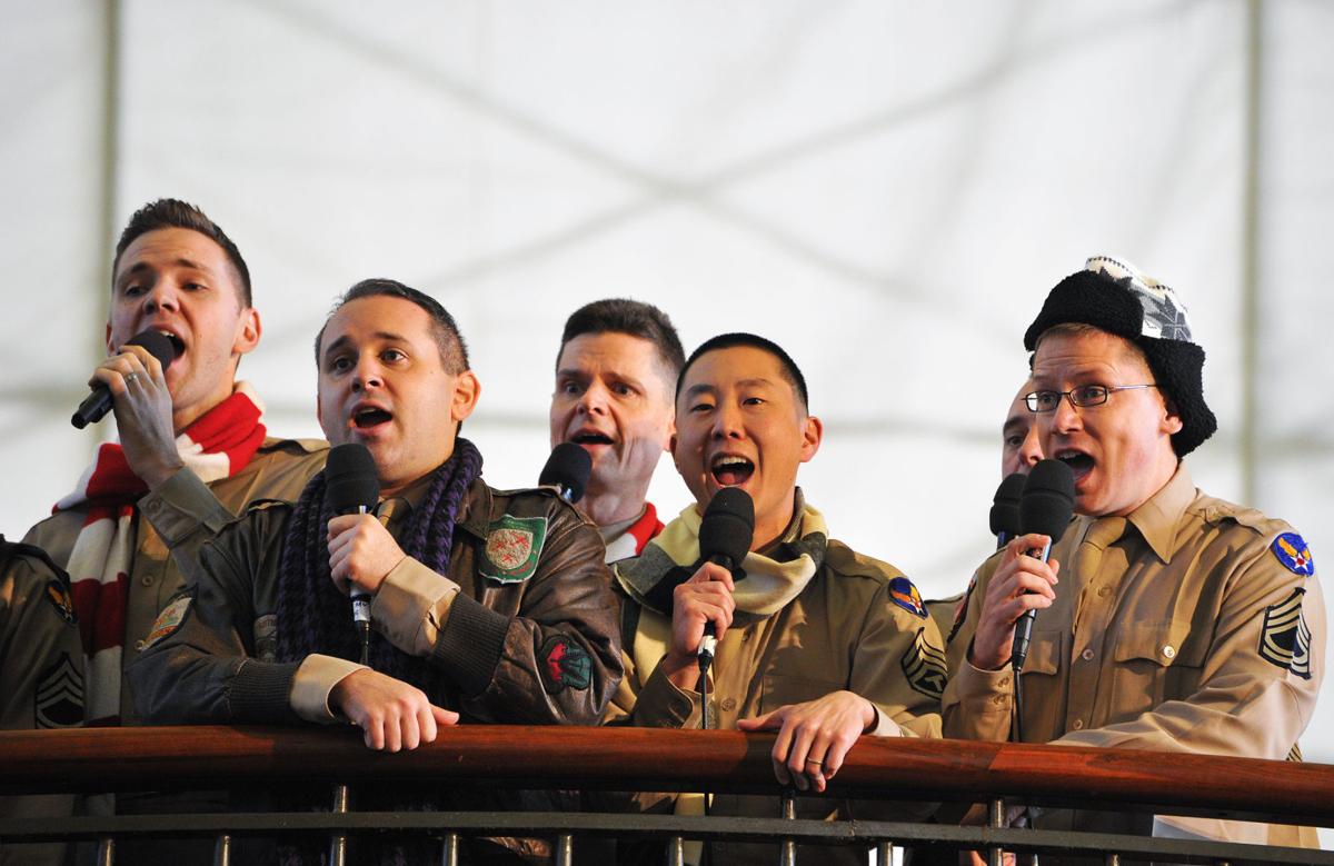 USAF Band surprises commuters at Union Station Features