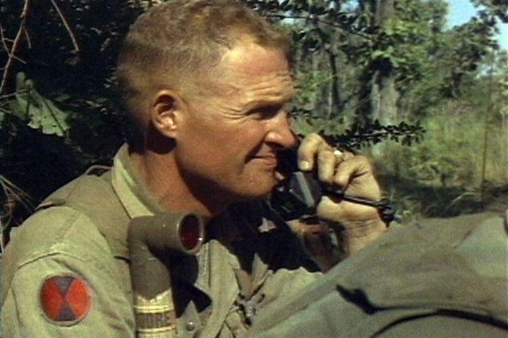 Vietnam War hero 'Hal' Moore dies at age 94 | Local | dcmilitary.com