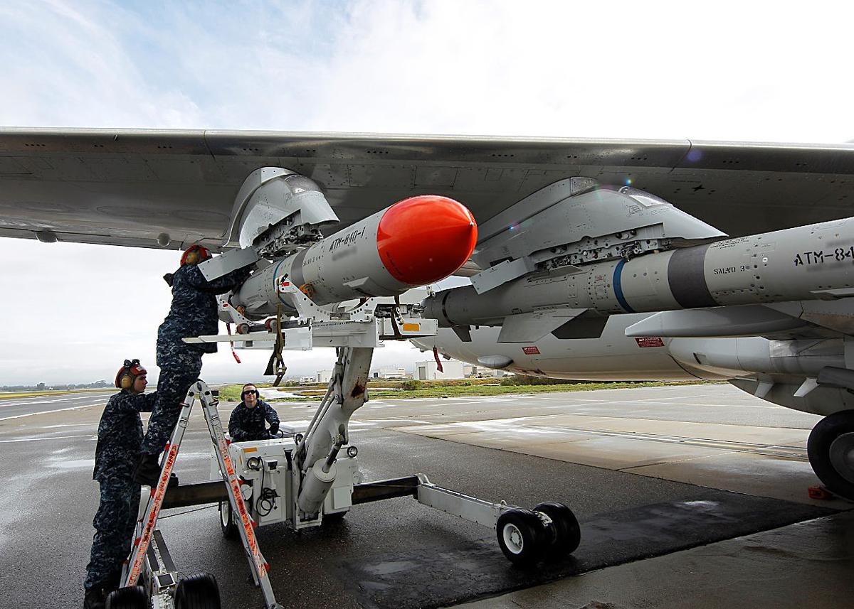 VX-1 Pioneers conduct successful live fire missile events | Tenant ...