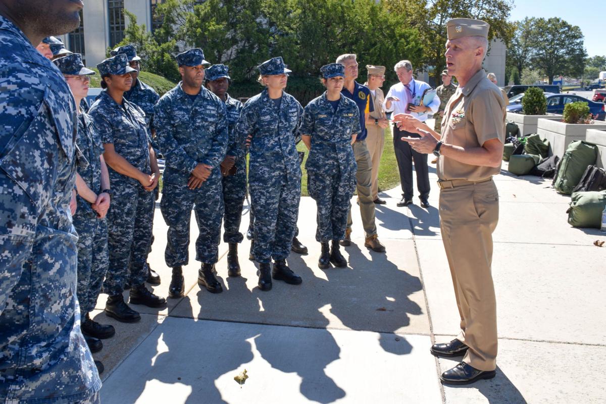 Wrnmmc Staff Part Of Usns Comfort Crew Features Dcmilitary Com