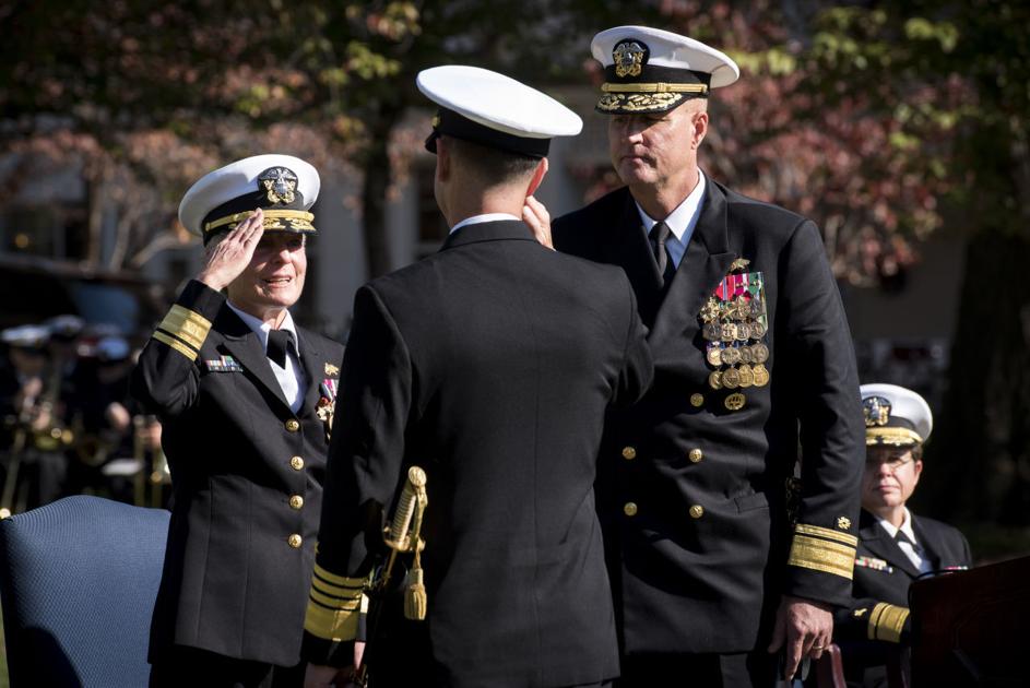 navfac-civil-engineer-corps-holds-change-of-command-at-washington-navy