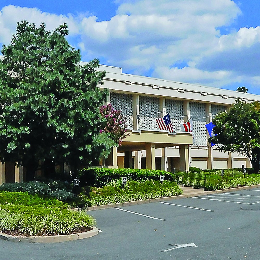 Dining Options Facilities And Services Dcmilitary Com