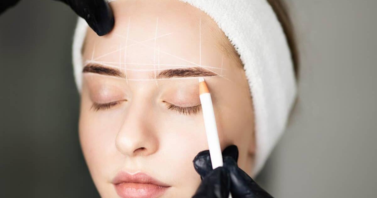 'Eyebrow Mapping' Is the Secret to Great Brows at Any Age, Expert Reveals