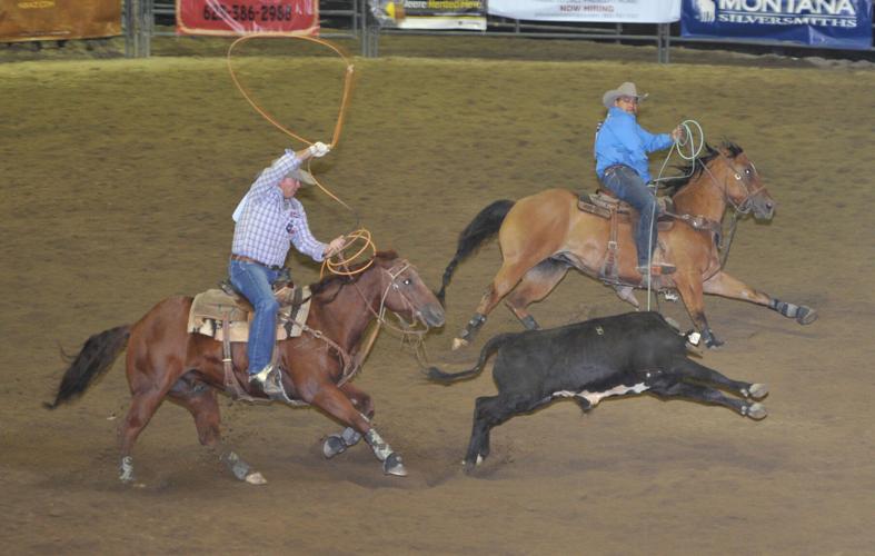 Pro Rodeo: Native rodeo stars become role models | Sports | dcourier.com