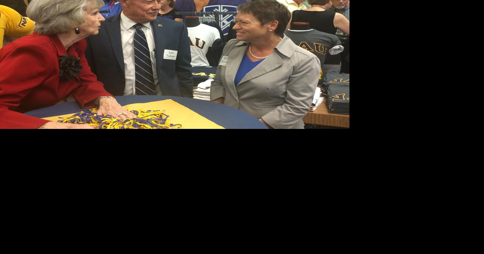NAU opens welcome center in PV | News | dcourier.com