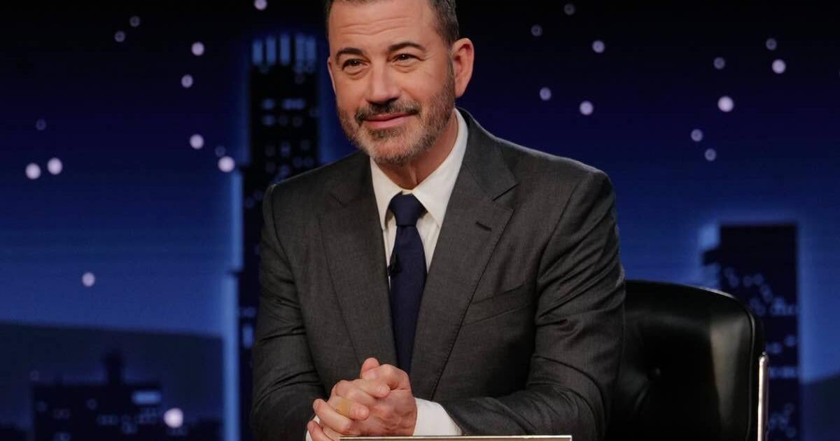 Jimmy Kimmel Absolutely Goes There After Grindr Crashes During GOP Convention