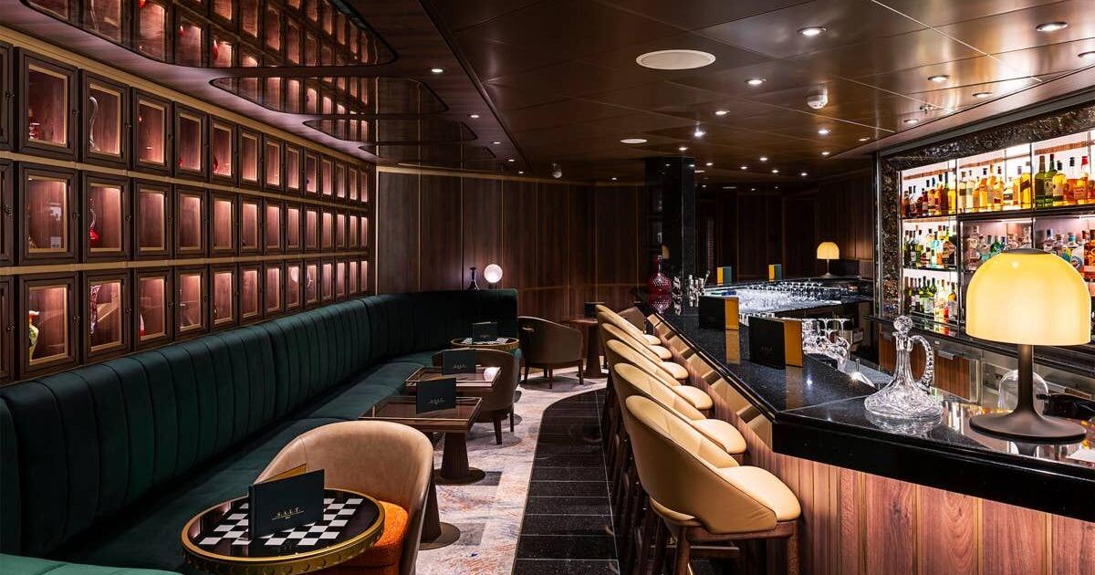 The Secret to Getting a Truly Great Cocktail at Sea, According to a Mixology Master