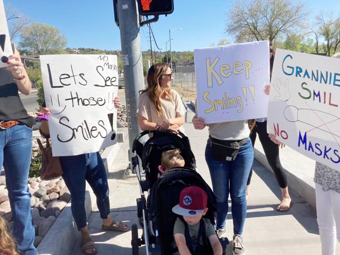 PUSD decision to reinstate masks generates controversy, student