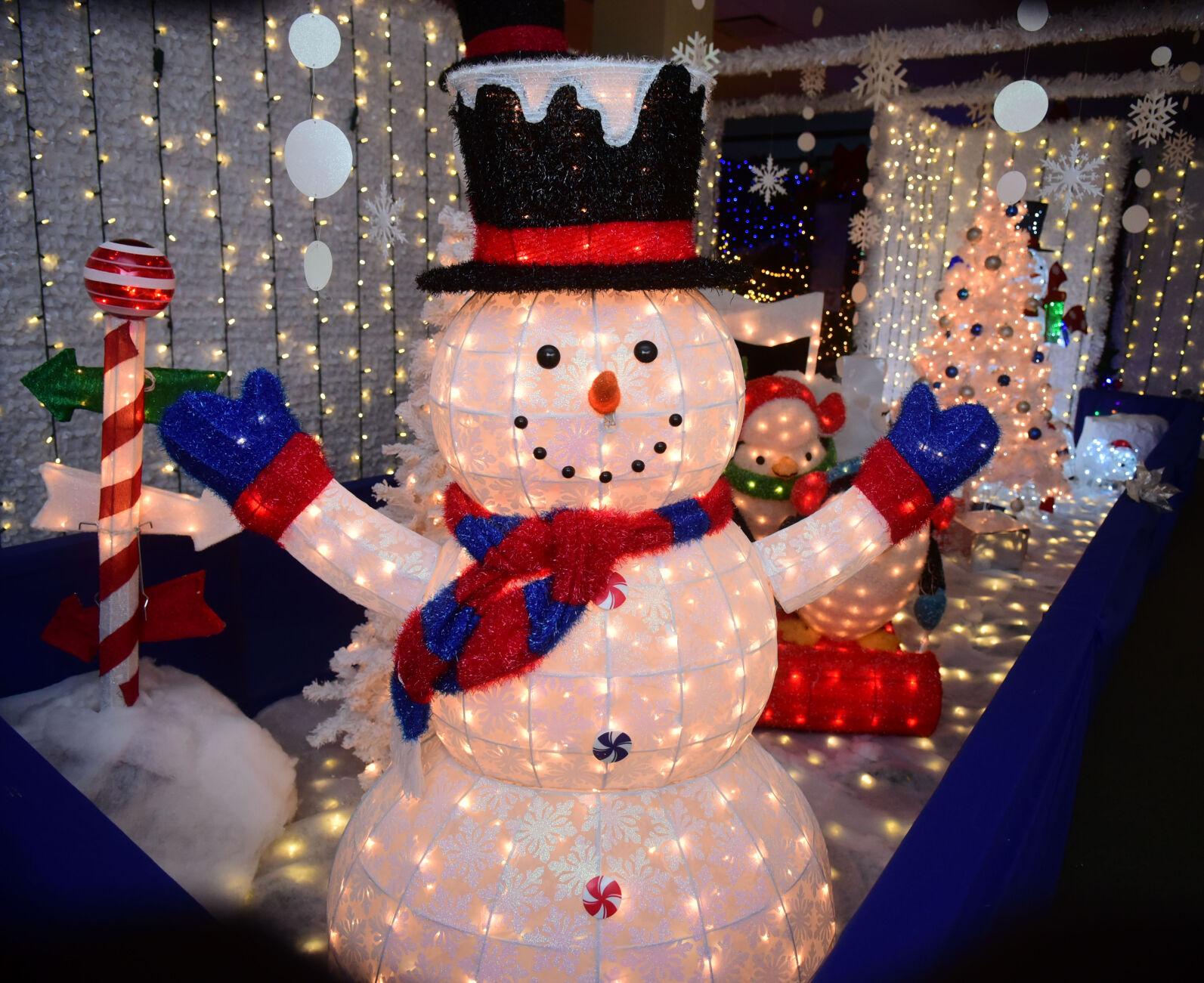 Enchanted Christmas Indoor Tour of Lights is an ‘enchanting’ holiday
