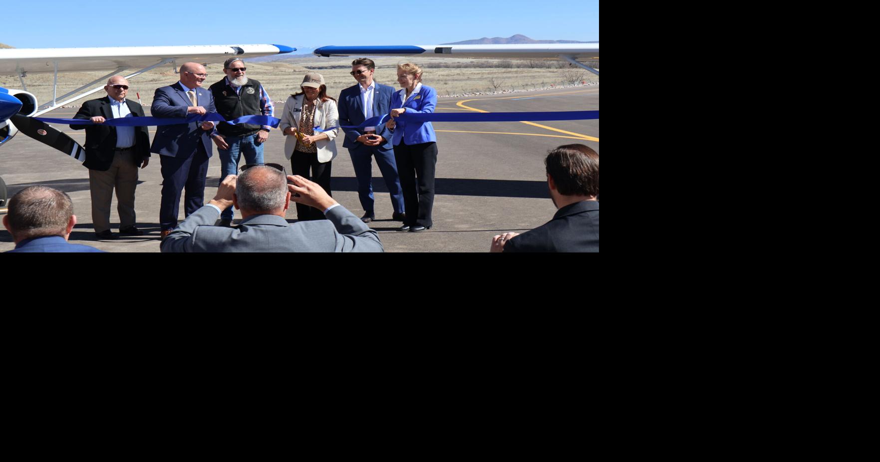 Embry-Riddle, city celebrate new flight training facility at airport ...