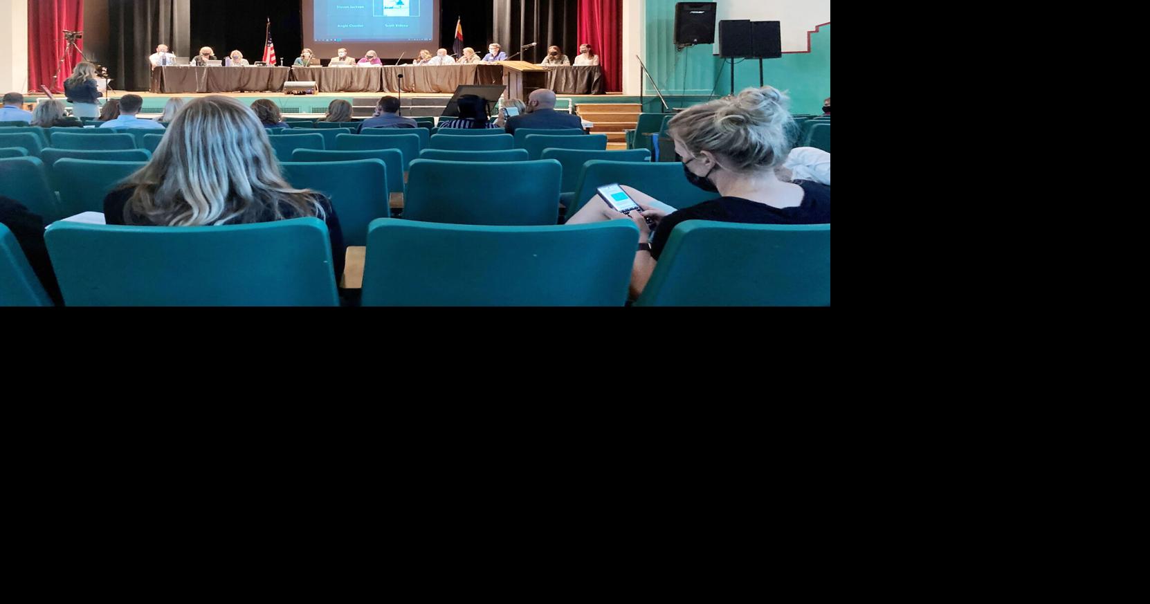 PUSD decision to reinstate masks generates controversy, student