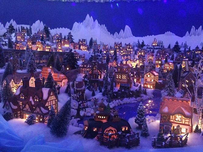 Enchanted Christmas Tour of Lights brightens holiday Archives