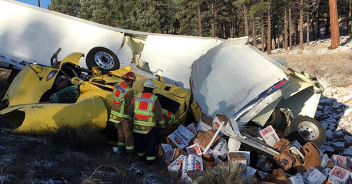Two killed in Flagstaff I-40 truck crash | News | dcourier.com