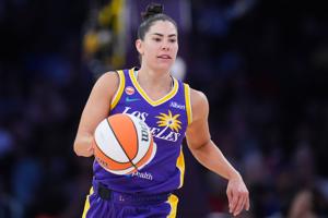 Sparks send Kelsey Plum to Mercury for a 2026 1st-round pick and Monique Akoa Makani