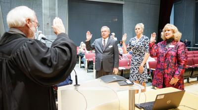 New Prescott Valley council members sworn in | News | dcourier.com