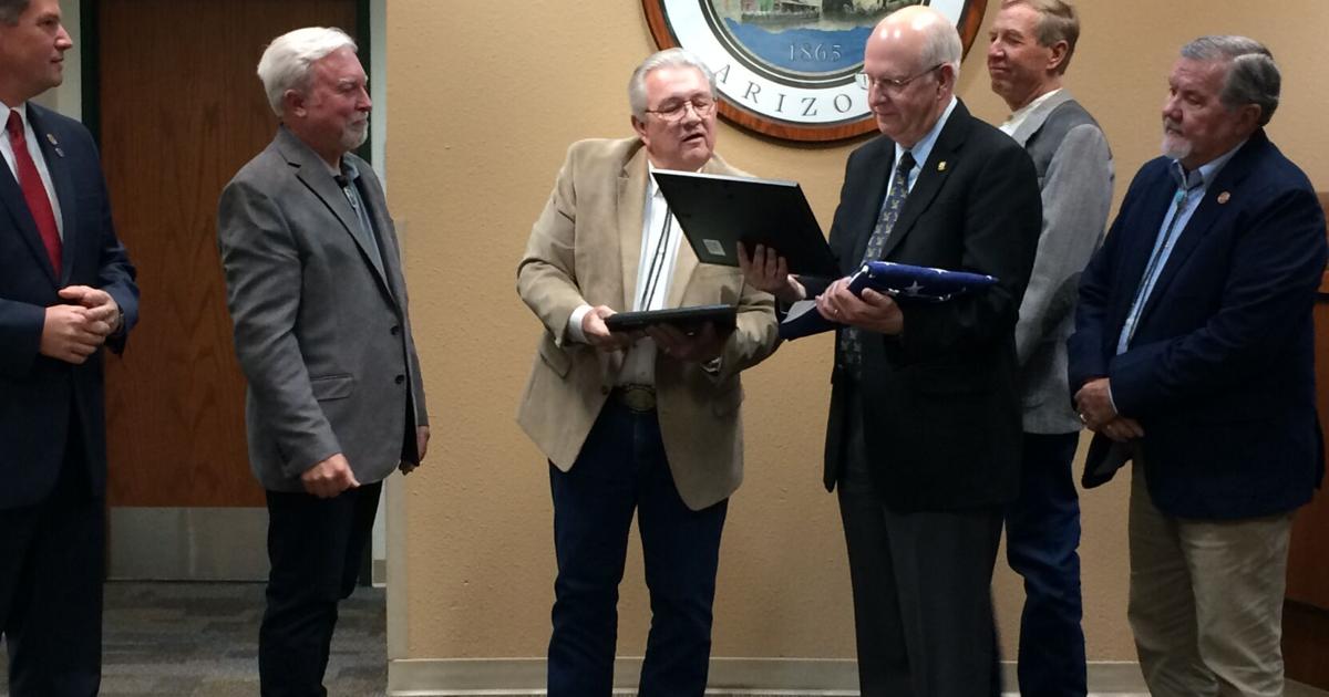 Retiring Embry-Riddle Aeronautical University chancellor honored for ...