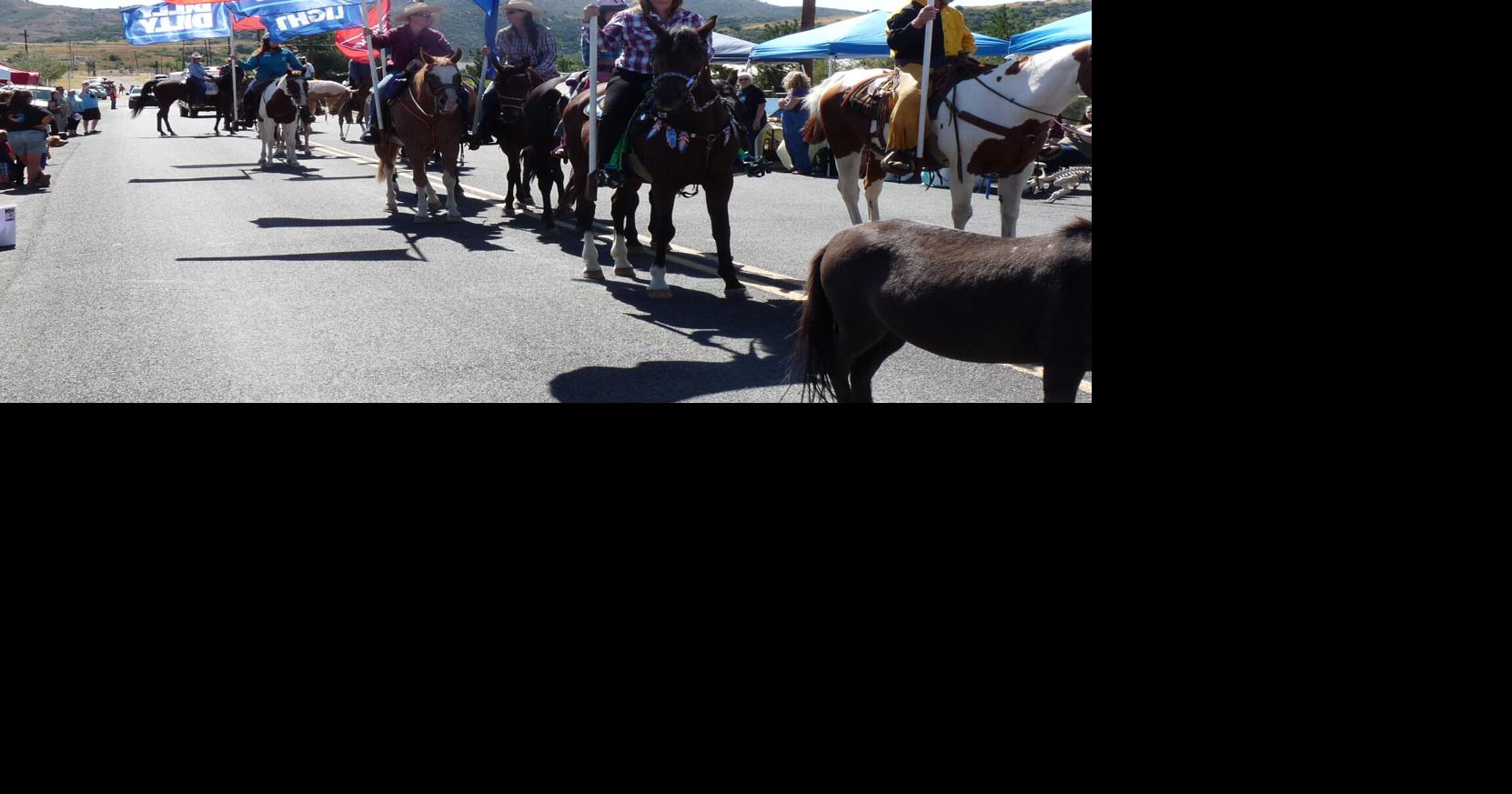 7 in 7 Balloons in Prescott Valley, parade in DeweyHumoldt, rallies