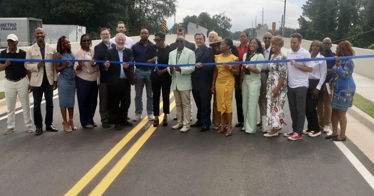 DeKalb officials celebrate Cedar Grove Bridge reopening