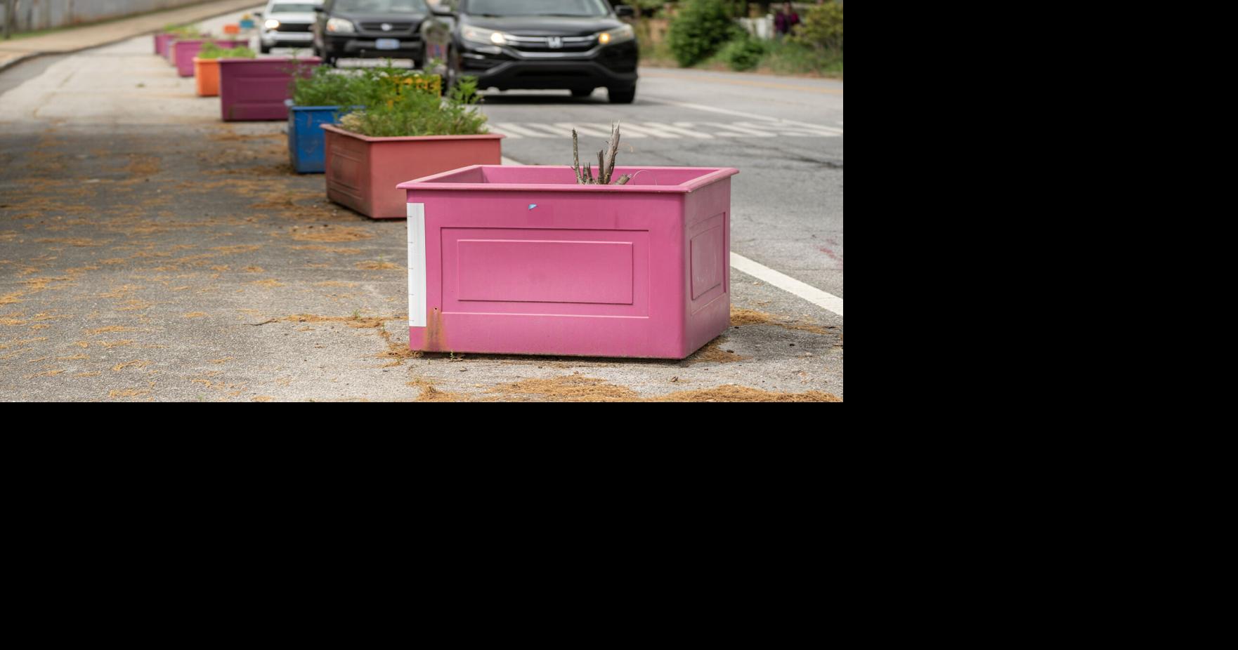 Work to remove West Howard Avenue planters in Decatur will begin in ...