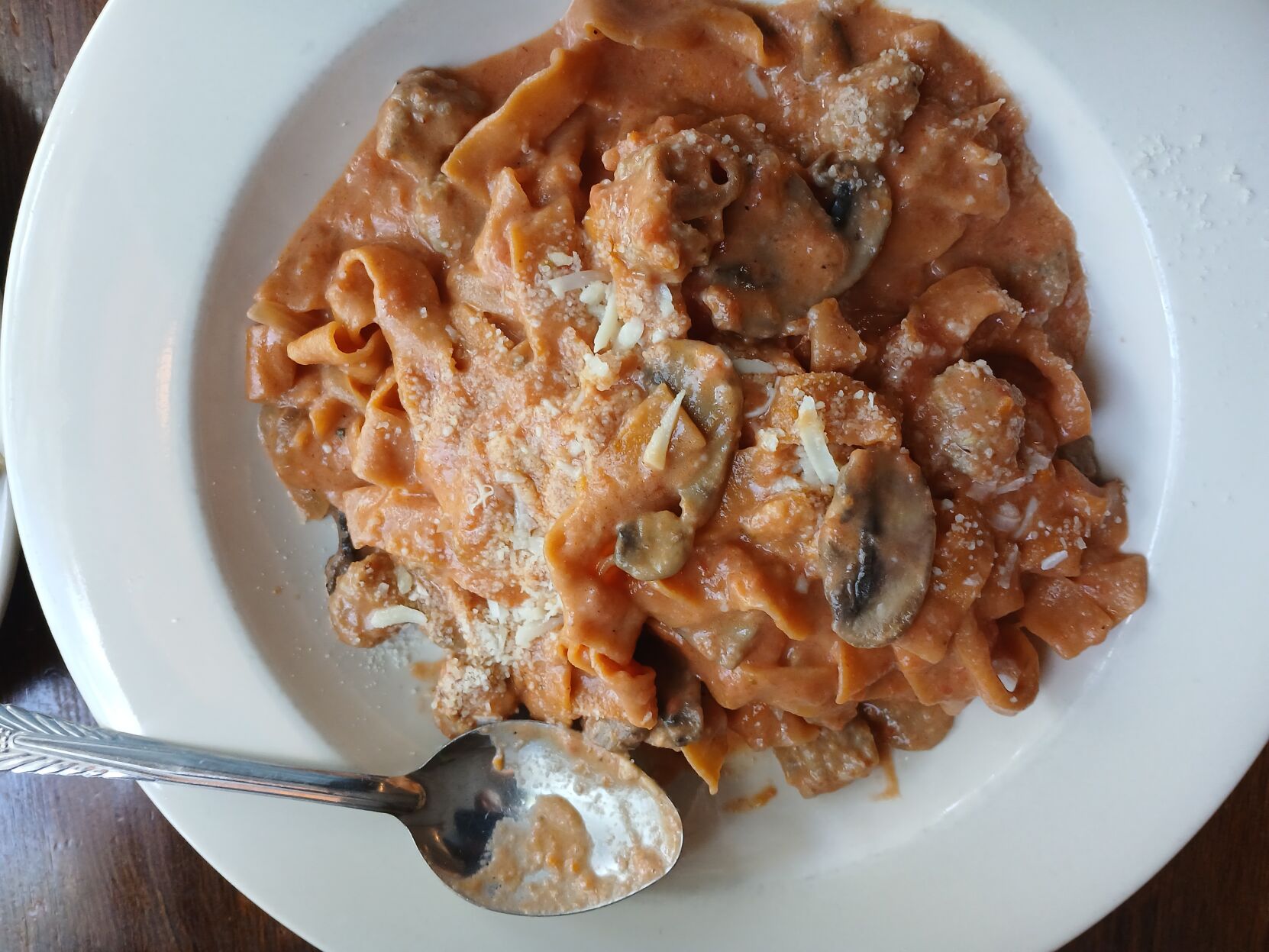 Tidbits: Sapori di Napoli offers a taste of Italy and more
