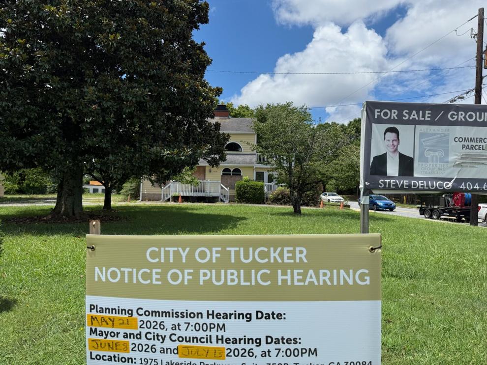 Divided Tucker City Council approves 7 Brew drive-through