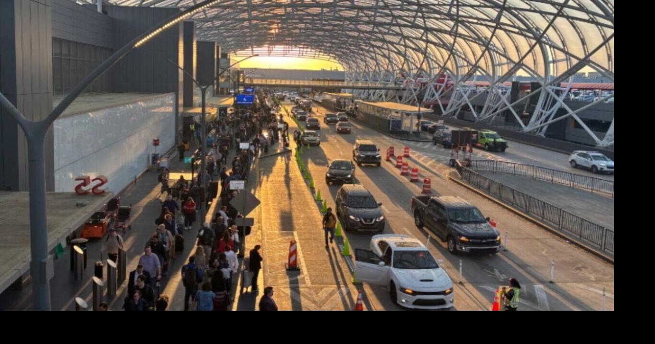 ICE agents at Atlanta airport during partial shutdown