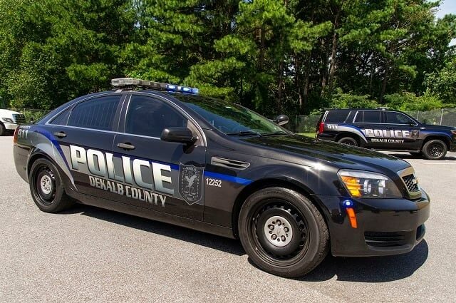 DeKalb Police: Three injured in crash on Scott Boulevard