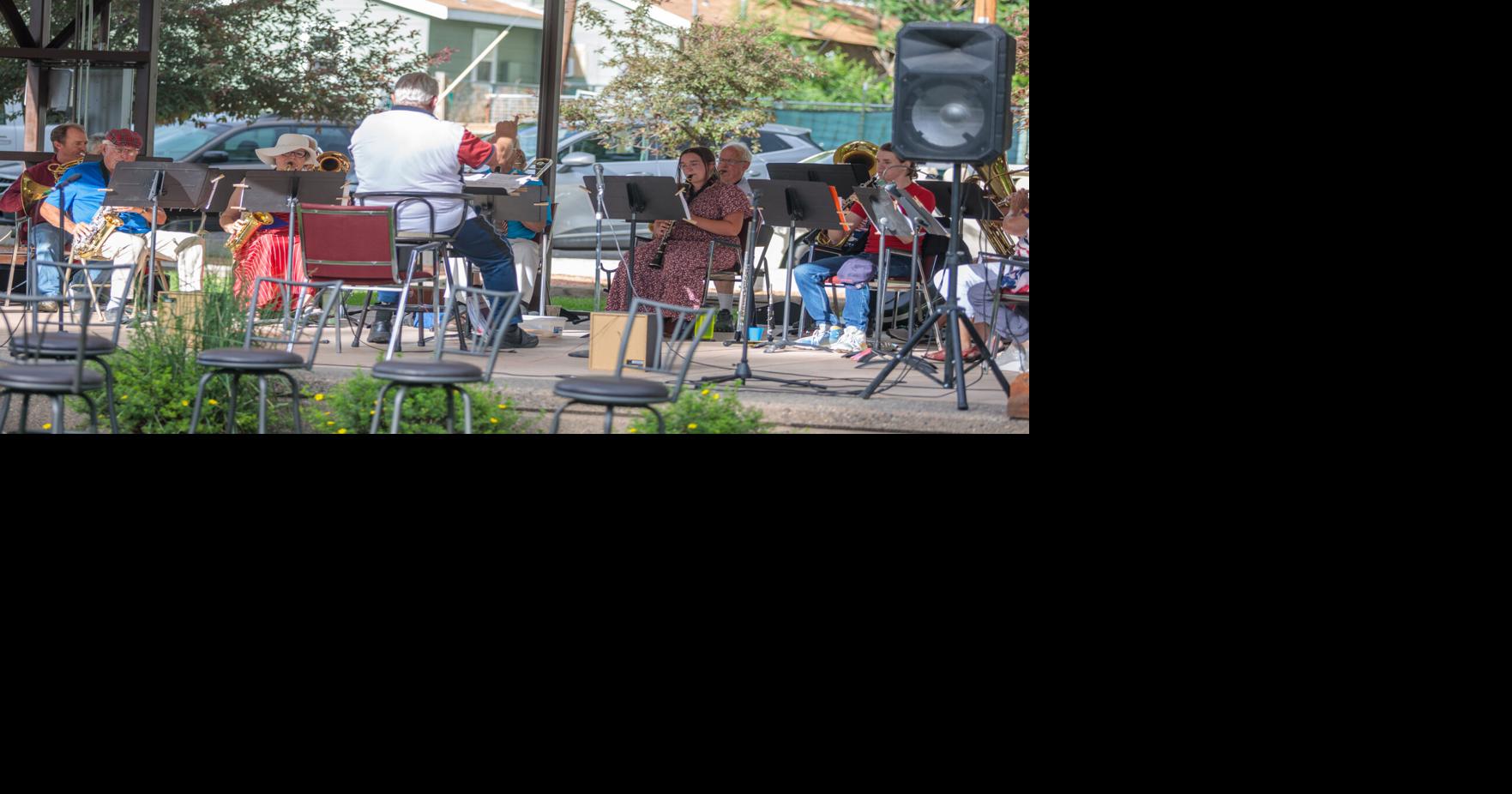 Cedaredge community concert raises 1,000 for new VFW and arts center