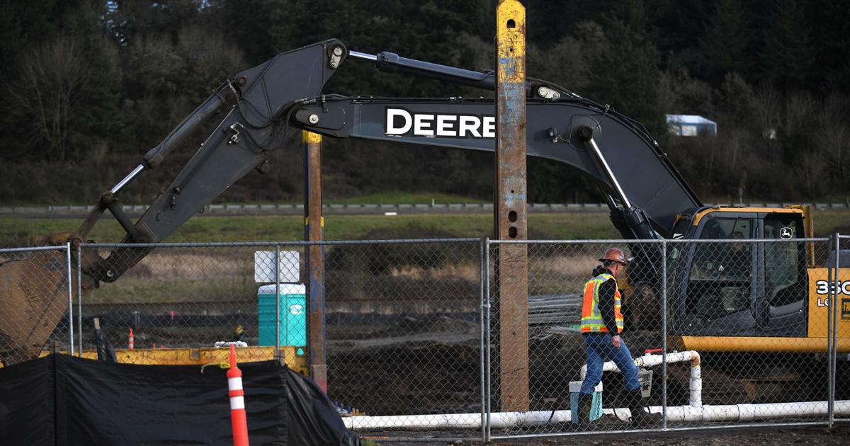 Linn County building permits booming