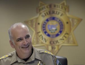 Linn County Sheriff Riley to retire June 1