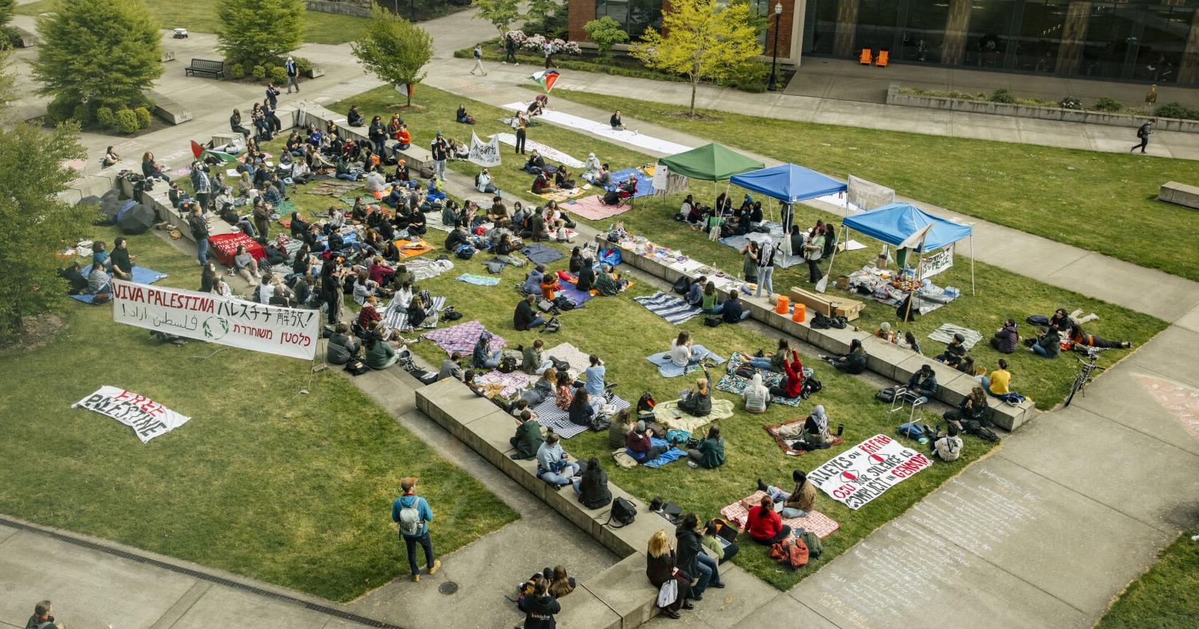 Oregon State students stage sit-in, plan more action - Vimarsana News