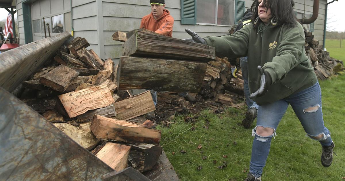 Timber Unity Rally Timber Unity providing free firewood to storm victims