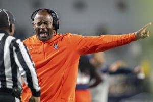 Syracuse fires Babers after 8 years, just 2 winning seasons