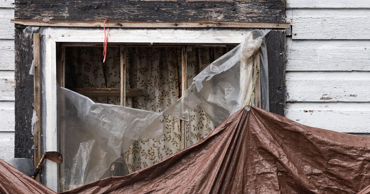 Condemned Lebanon house finally will be vacated - Vimarsana News