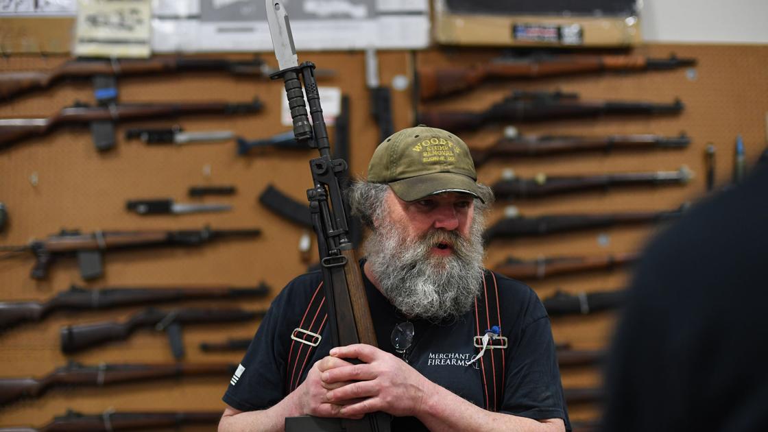 The art of weaponry: Firearms old and new displayed at gun show; merchants say sales slow in Trump era