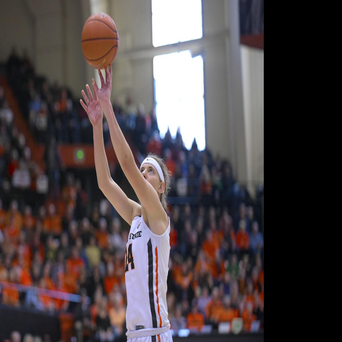 Osu Women S Basketball Notebook Beavers In Familiar Position Atop