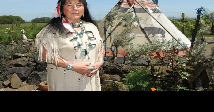 Linn woman recounts her early years, Apache heritage in memoir