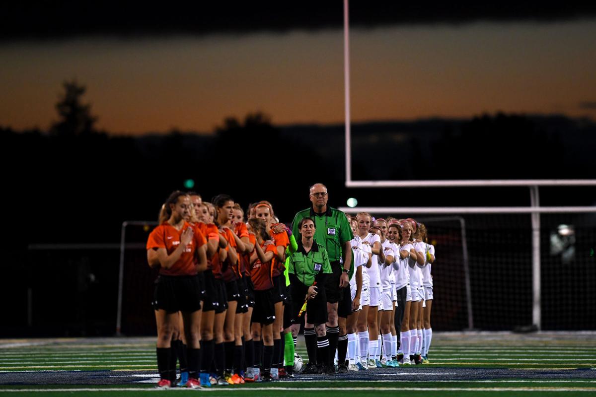 101017-adh-spt-west-soccer-0013.jpg
