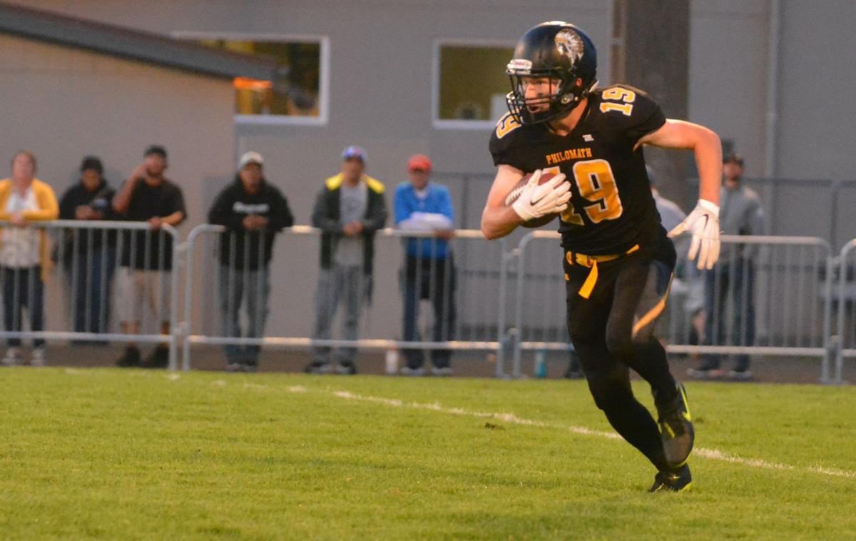 Prep Football Three Area Players Named To Oregon West First Team
