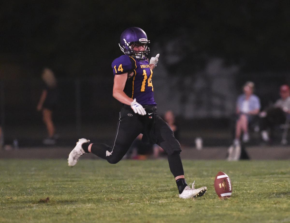 Santiam Christian at Harrisburg Football