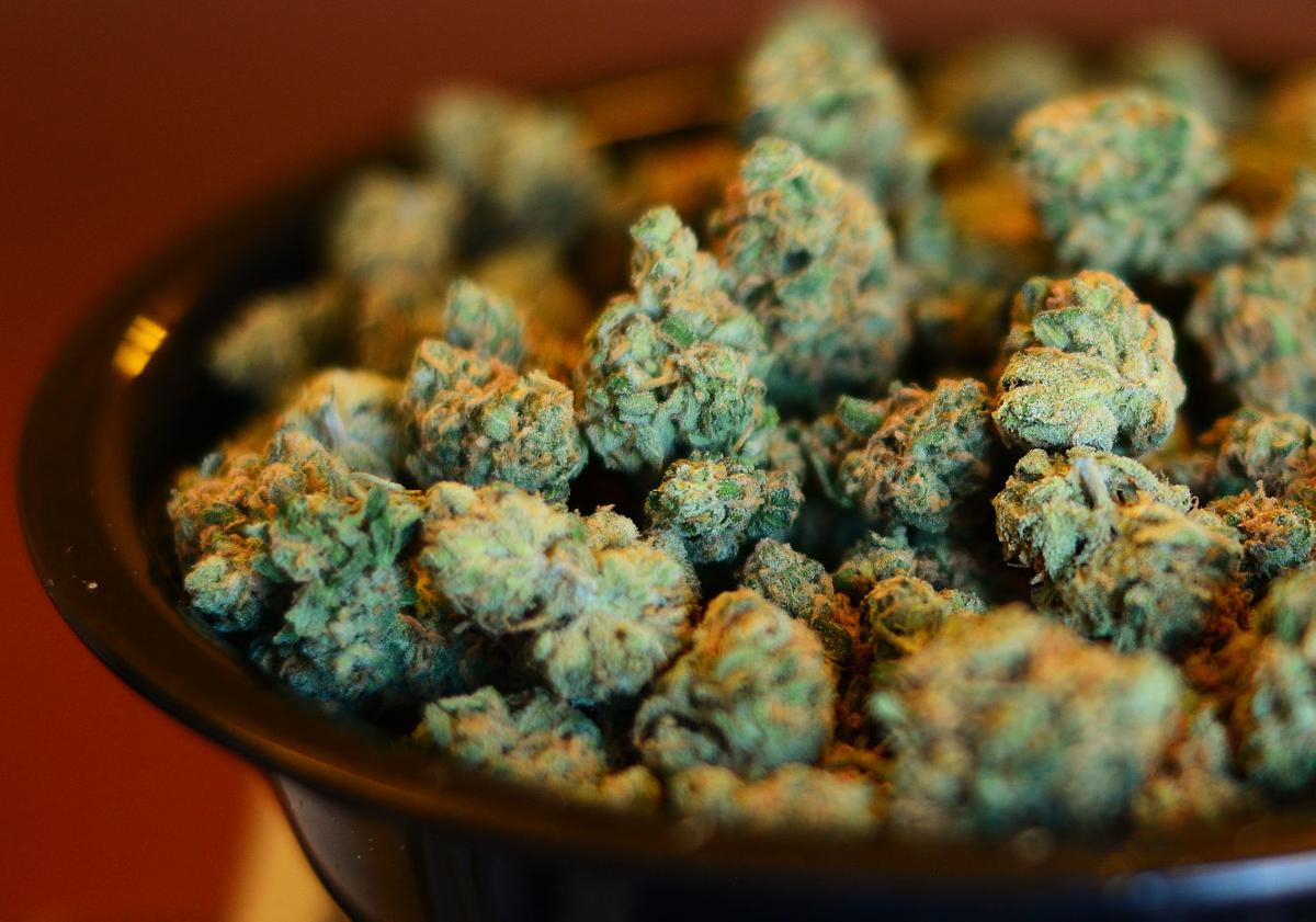 Recreational Marijuana Industry Still Rolling In Mid Valley Local Democratherald Com