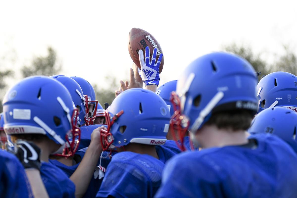 Gallery Central Linn Football Preview Photo Gallery