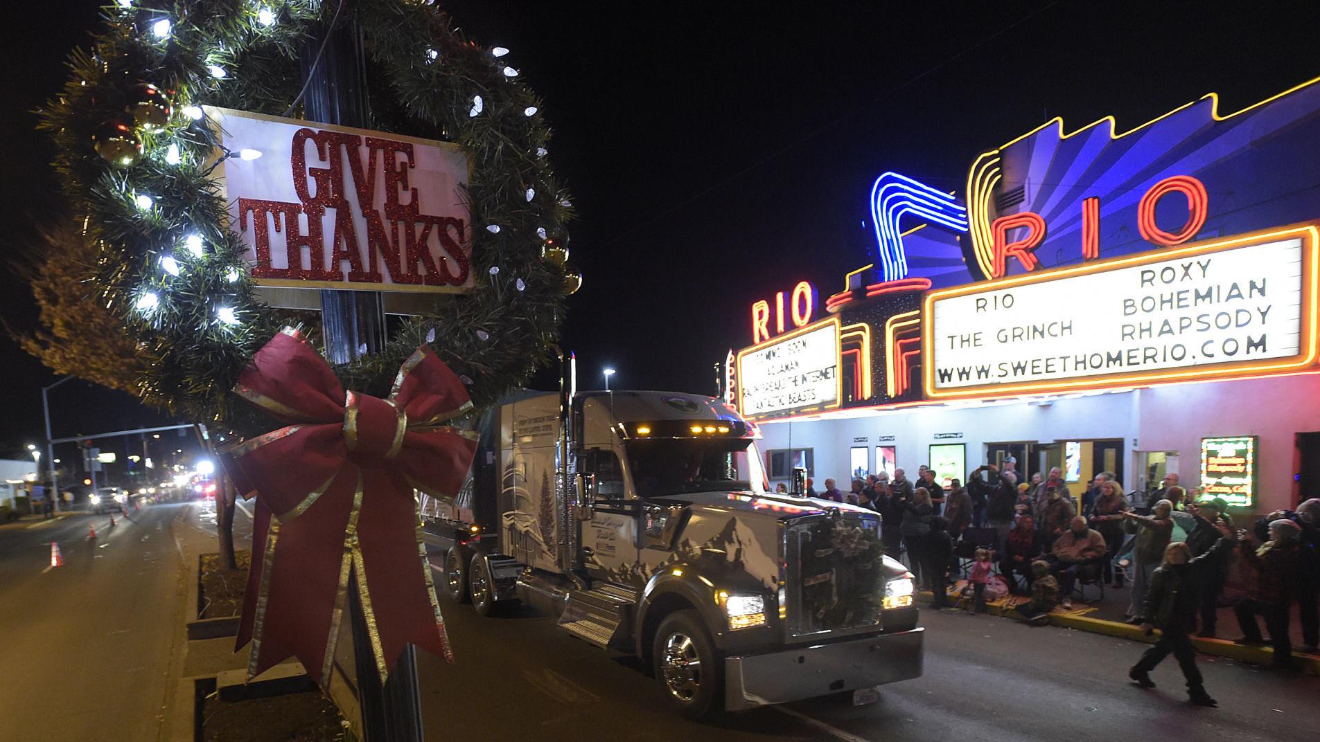 Sweet Home Celebrates Capitol Christmas Tree News Democratherald Com Jan. 19, 2021 And Christmas Tree And Sweet Home Oregon