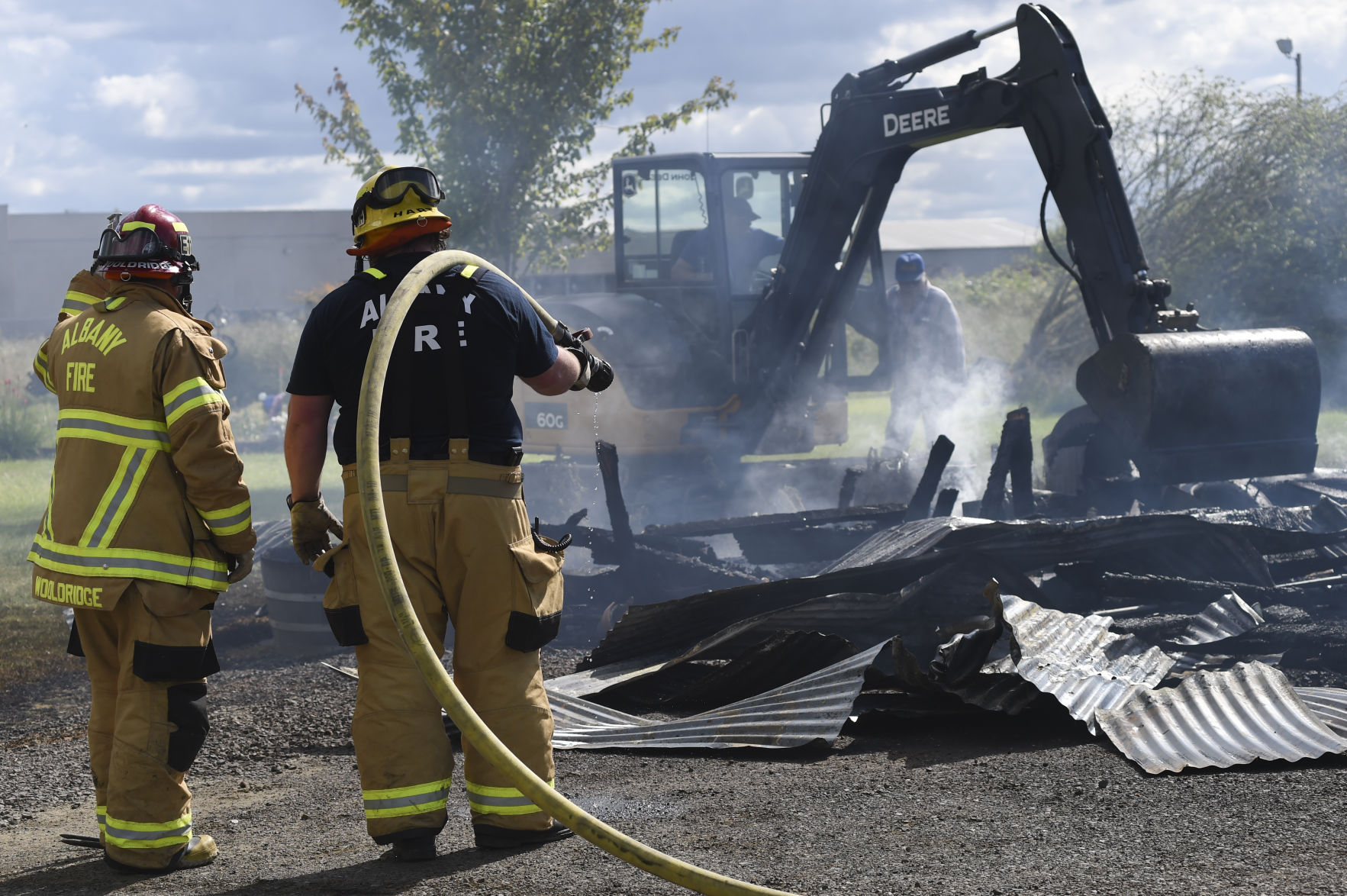 Fire Destroys Garage | Local | Democratherald.com