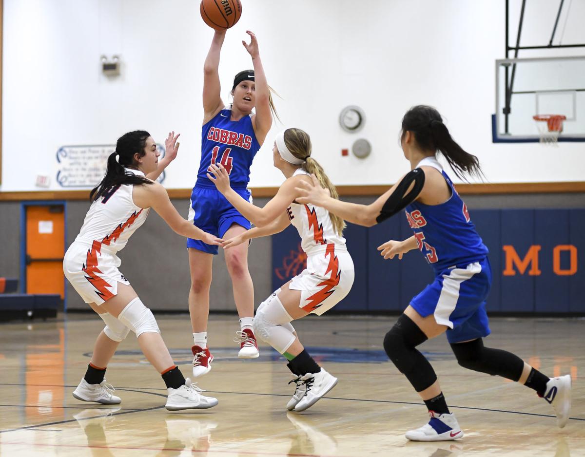 Gallery: Monroe vs Central Linn basketball 02